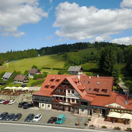 Hotel Leyla 3*